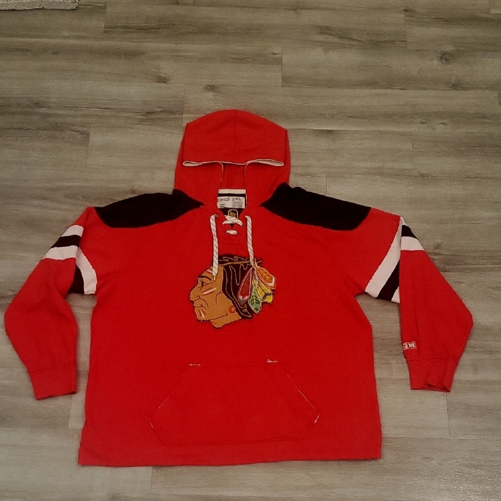 CCM Chicago Blackhawks Red and Black Color-Blocked Sweater with Hood